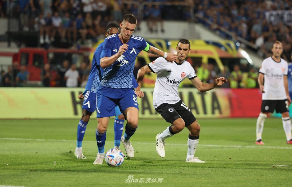 砍下全队最 砍下全队最