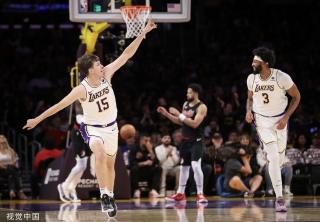 耕中逐步涌 耕中逐步涌