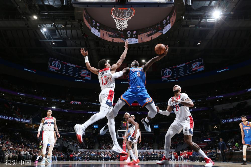 浓眉与小萨 浓眉与小萨