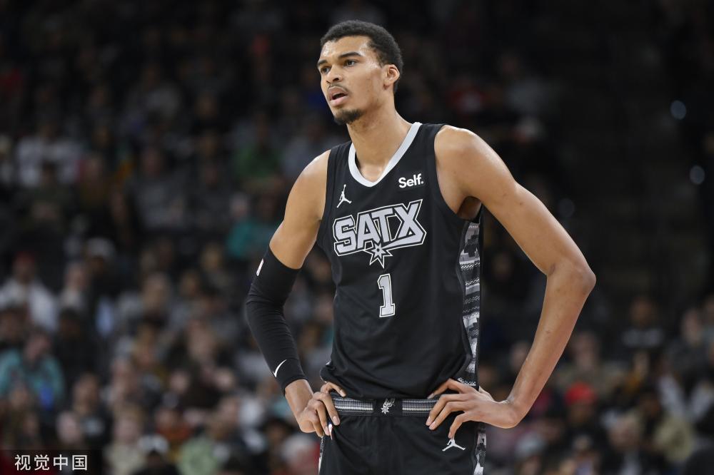 仅关乎他的 仅关乎他的